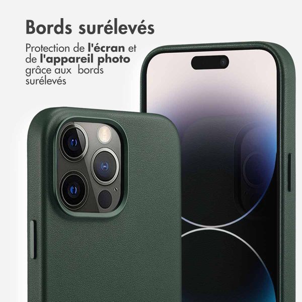 Accezz Coque arrière en cuir avec MagSafe Apple iPhone 14 Pro Max - Cedar Green