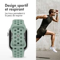 imoshion Bracelet Sport⁺ en silicone Apple Watch | 38/40/41/42 mm - Taille M/L - Light Green & Green
