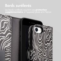 imoshion Étui de télephone portefeuille Design Apple iPhone SE (2022 / 2020) / 8 / 7 / 6(s) - Black And White