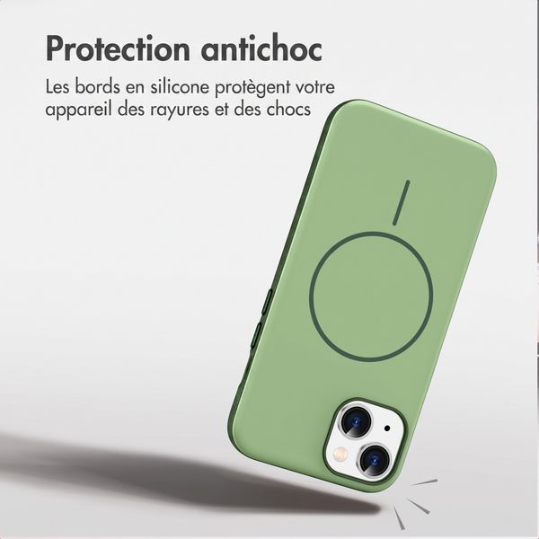 imoshion Coque arrière Color avec Thin MagSafe Ring Apple iPhone 14 / 13 - Vert foncé