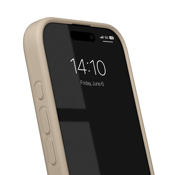 iDeal of Sweden Coque en silicone avec MagSafe Apple iPhone 17 - Beige