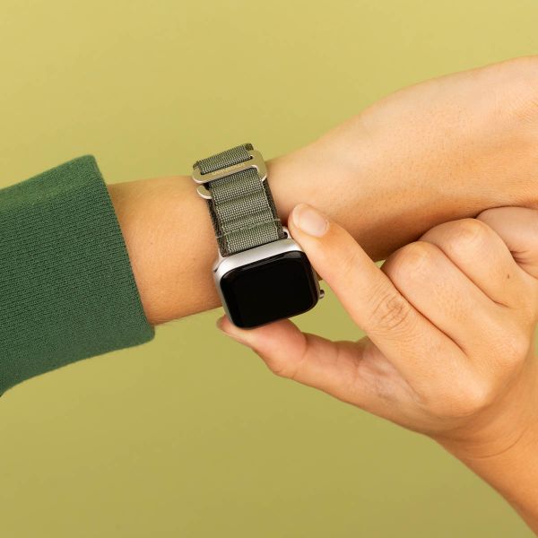 imoshion Bracelet en nylon Alpine Apple Watch | 38/40/41/42 mm - Vert