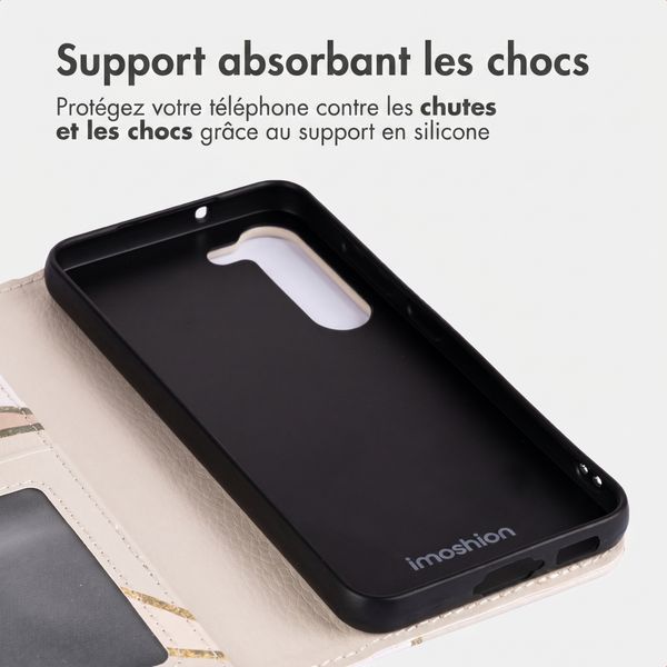 imoshion Étui de télephone portefeuille Design Samsung Galaxy S23 - Beige Graphic