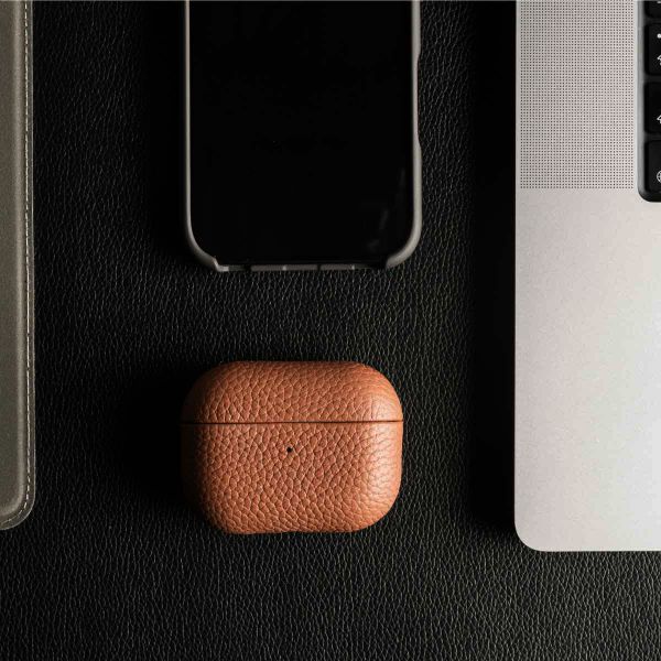 Accezz Coque en cuir véritable  Apple Airpods Pro 3 - Cognac