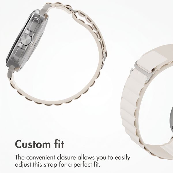 Accezz Bracelet en nylon Alpine Samsung Galaxy Watch Ultra 2 (2026) / Ultra (2024/2025) - Lumière stellaire