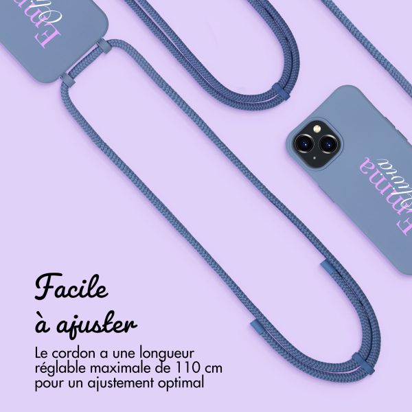 Coque Color MagSafe avec cordon amovible et photo et/ou texte personnalisés Apple iPhone 15 - Nom