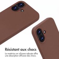 imoshion Coque en silicone avec cordon Apple iPhone 16 - Marron