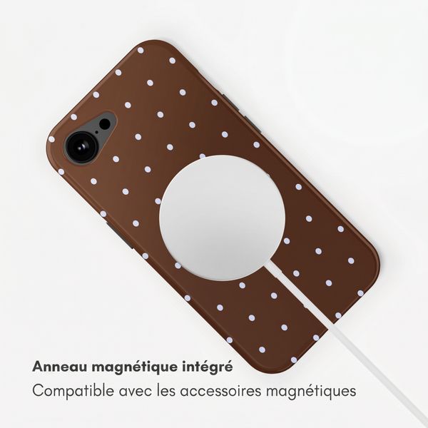 Selencia Coque arrière Vivid avec MagSafe Apple iPhone 17e / 16e - Happy Dots Chocolate