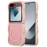 Selencia Coque arrière Wavy avec MagSafe Samsung Galaxy Z Flip 6 / Flip 7 FE - Soft Pink