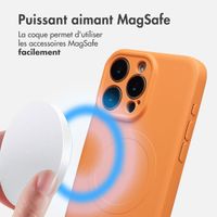 imoshion Coque Couleur avec MagSafe Apple iPhone 15 Pro Max - Orange