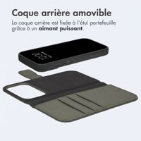 imoshion Étui portefeuille luxe 2-en-1 amovible Apple iPhone 18 Pro / 17 Pro - Vert