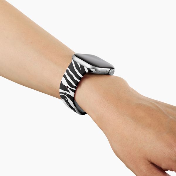 iDeal of Sweden Watch Band Entry Apple Watch | 38/40/41/42 mm - Taille S/M - Iconic Zebra
