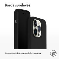 Accezz Coque Liquid Silicone avec MagSafe Apple iPhone 14 Pro - Noir