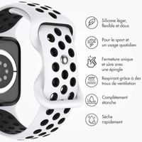imoshion Bracelet Sport⁺ en silicone Apple Watch | 38/40/41/42 mm - Taille M/L - White / Black