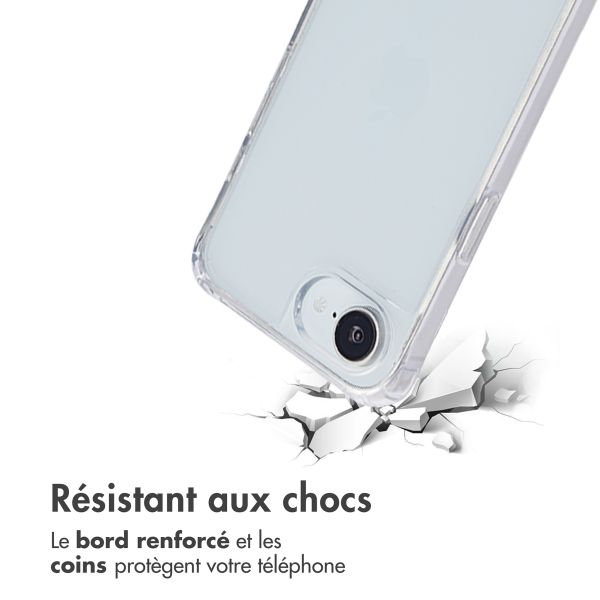 imoshion Coque avec dragonne + bracelet Apple iPhone 17e / 16e - Perles Cœurs