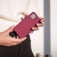 imoshion Coque arrière Color avec cordon amovible et MagSafe Apple iPhone 14 - Raspberry