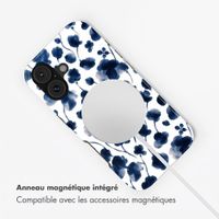 Selencia Coque arrière Vivid avec MagSafe Apple iPhone 17 - Midnight Blossom