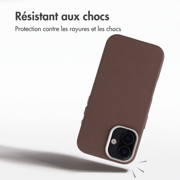 Accezz Coque arrière Mesh avec MagSafe Apple iPhone 17 - Marron