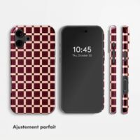 Selencia Coque arrière Vivid avec MagSafe Apple iPhone 16 - Check This Burgundy