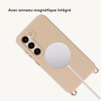 Selencia Coque arrière Rivièra avec MagSafe avec crochets amovibles Samsung Galaxy S23 - Milky Latte