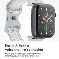 imoshion Bracelet Sport⁺ en silicone Apple Watch | 44/45/46/49 mm - Taille S/M - Grey & White