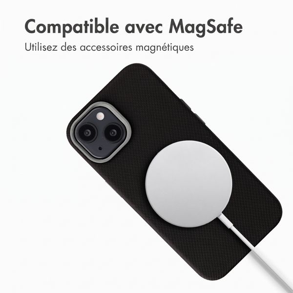 Accezz Coque arrière Mesh avec MagSafe Apple iPhone 14 / 13 - Noir
