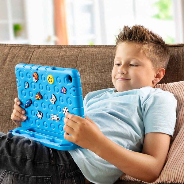 imoshion Coque kidsproof avec poupées amovibles Apple iPad 9 (2021) 10.2 pouces / iPad 8 (2020) 10.2 pouces / iPad 7 (2019) 10.2 pouces - Bleu