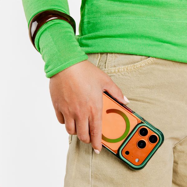 Selencia Coque arrière MagSafe Gradient Apple iPhone 16 - Vert / Brun