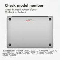UAG Coque Laptop Essential Armor Apple MacBook Pro 16 pouces (2021 / 2023 M3 / 2024 M4 / 2026 M5) - Ice