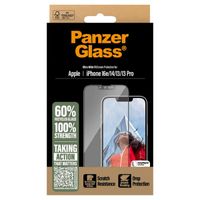 PanzerGlass Protection d'écran Ultra-Wide Fit Anti-bactérienne avec applicateur Apple iPhone 17e / 16e / 14 / 13 / 13 Pro