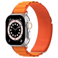 Accezz Bracelet en nylon Alpine Apple Watch | 44/45/46/49 mm - Orange