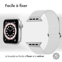 imoshion Bracelet en cuir magnétique Apple Watch | 38/40/41/42 mm - Blanc
