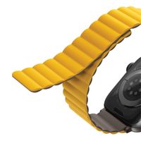 Uniq Bracelet Revix réversible Apple Watch | 44/45/46/49 mm - Mustard / Khaki