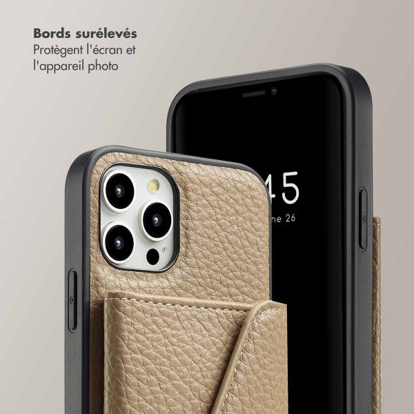 Selencia Coque de télephone Sera avec cordon et porte-cartes enveloppe Apple iPhone 12 (Pro) - Taupe