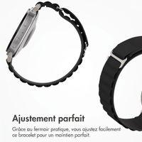 Accezz Bracelet en nylon Alpine Samsung Galaxy Watch 9 (40/44mm) / Watch 8 (40/44mm) / Classic (46mm) - Noir