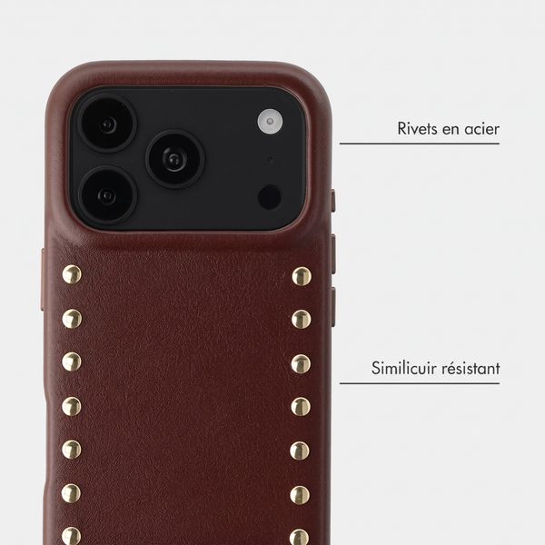 Selencia Coque arrière Studs avec MagSafe Apple iPhone 18 Pro Max / 17 Pro Max - Cacao Crush