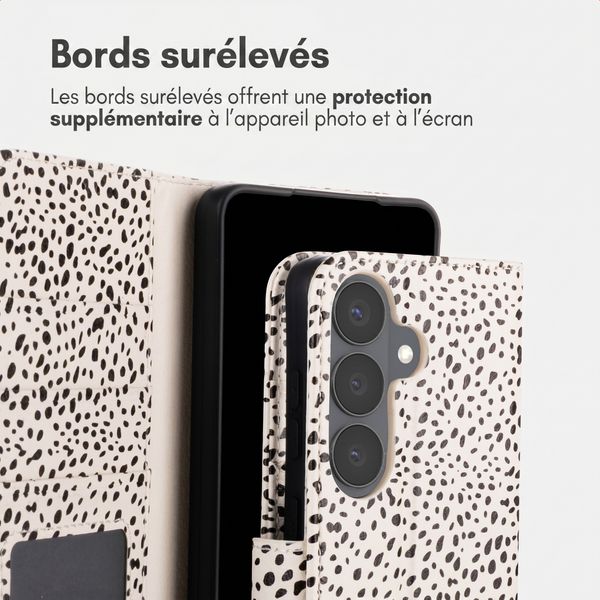 imoshion Étui de télephone portefeuille Design Samsung Galaxy S26 - Desert Dots