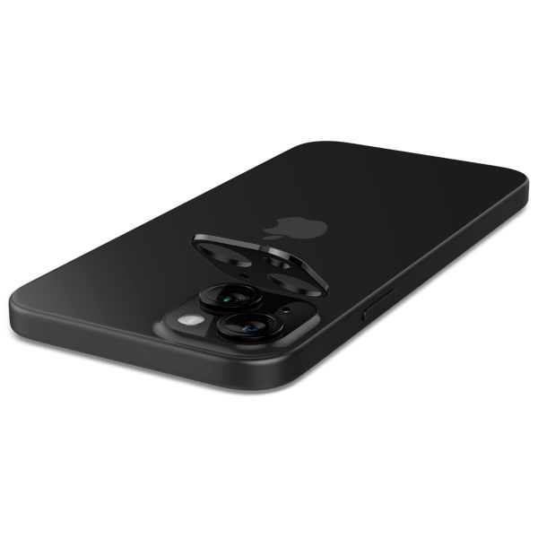 Spigen Optik Lens Protector - Protection complète de la caméra (lot de 2) Apple iPhone 15 / 15 Plus - Black
