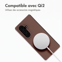 Accezz Coque Liquid Silicone avec MagSafe Samsung Galaxy Z Fold 8 Ultra - New Tea Brown