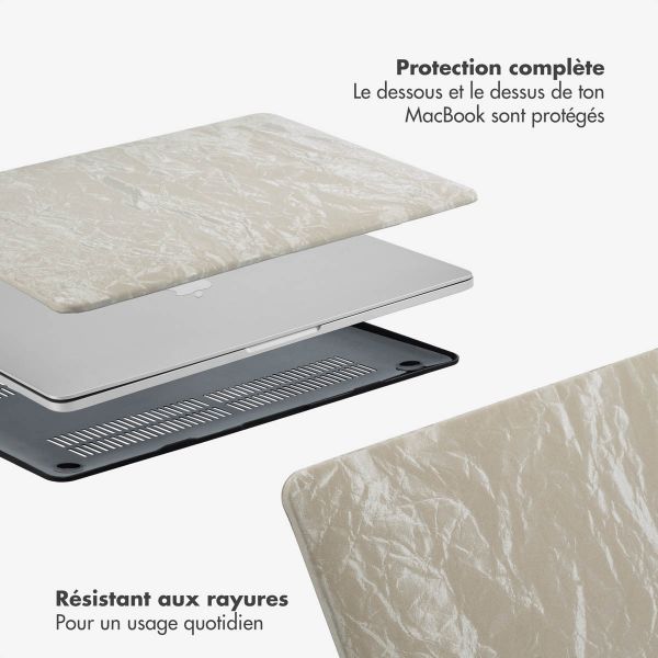 Selencia Coque en velours Apple MacBook Air 13 pouces (2022 / 2024 M3 / 2025 M4 / 2026 M5) - Beige