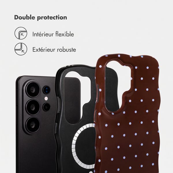 Selencia Coque arrière Vivid Wavy avec MagSafe Samsung Galaxy S26 Ultra - Happy Dots Chocolate