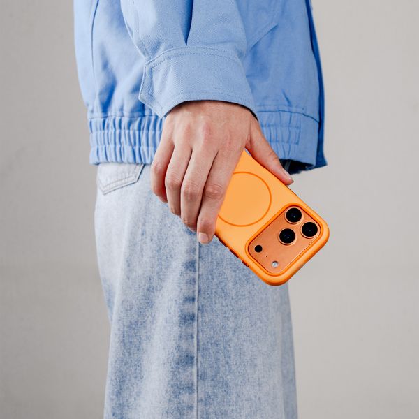 imoshion Coque arrière Color avec Thin MagSafe Ring Google Pixel 11 / 11 Pro / 10 / 10 Pro - Orange