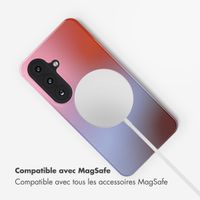 Selencia Coque arrière Vivid avec MagSafe Samsung Galaxy S26 - Gradient Soft Blush