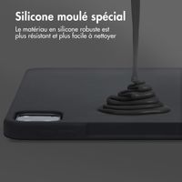 Accezz Coque Liquid Silicone avec porte-stylet Apple iPad Pro 12.9 (2022) / Pro 12.9 (2021) / Pro 12.9 (2020) - Noir