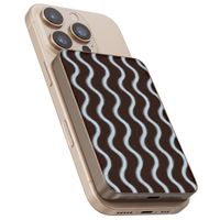 Selencia Powerbank Vivid 5 000 mAh - MagSafe et Qi - Desert Gold / Wavy Baby Choco
