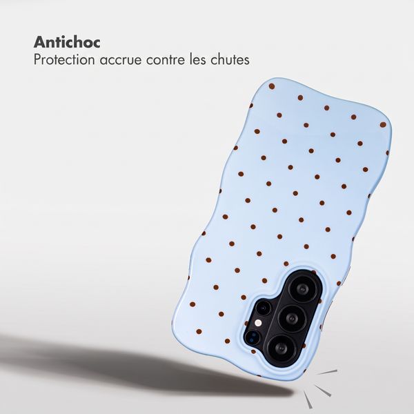 Selencia Coque arrière Vivid Wavy avec MagSafe Samsung Galaxy S26 Ultra - Happy Dots Digital Sky