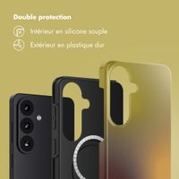 Selencia Coque arrière Vivid avec MagSafe Samsung Galaxy S26 - Gradient Olive Dust