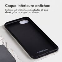 imoshion Étui de télephone portefeuille Design Apple iPhone SE (2022 / 2020) / 8 / 7 / 6(s) - Sandy Marble