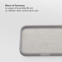 Selencia Étui portefeuille amovible Olyn avec MagSafe Apple iPhone 17e / 16e - Gris