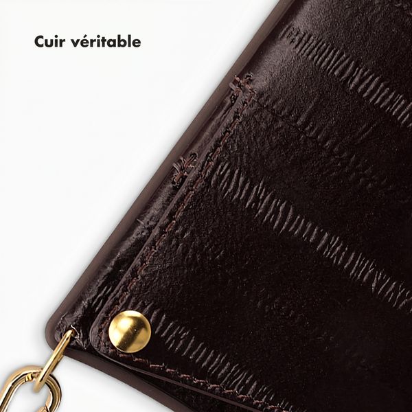 Selencia Nova coque arrière en cuir véritable avec porte-cartes Apple iPhone 16 Pro - Dark Chocolate